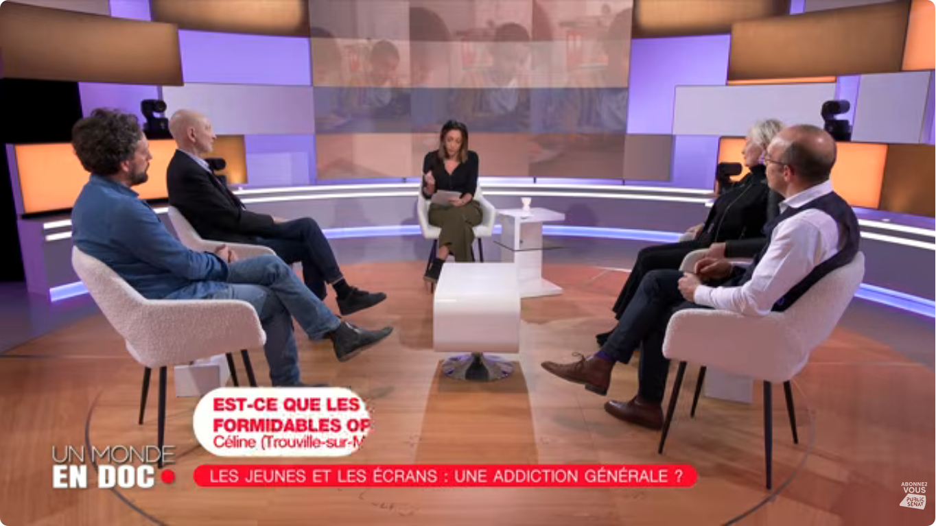 Public Sénat | Un monde en doc – Addiction des jeunes aux écrans : quelle prévention, quel encadrement ?